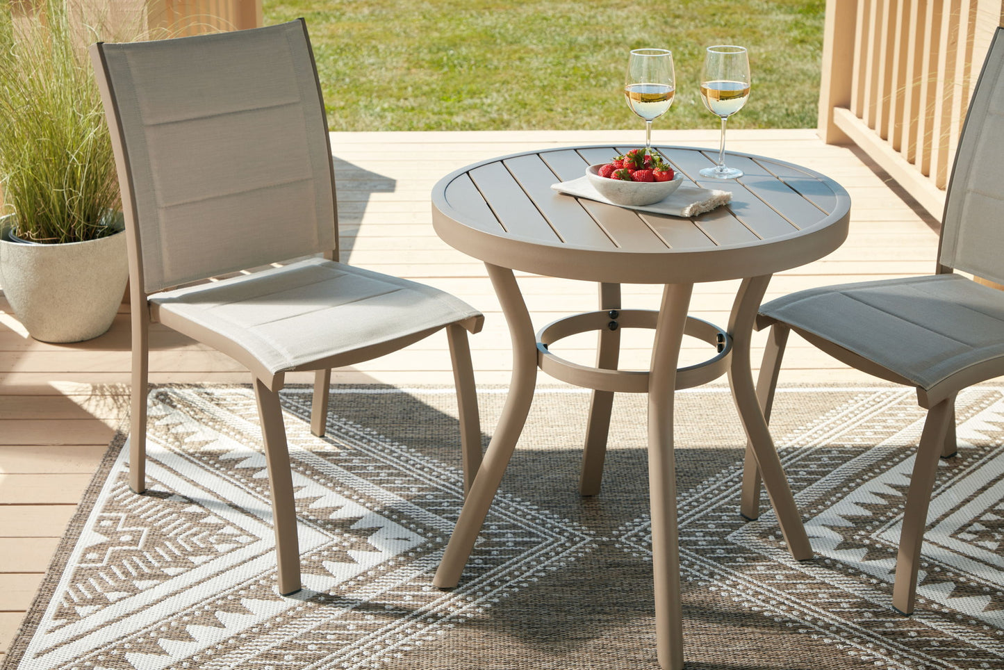 Mission Beach - Chairs With Table Set (Set of 3) - Beige