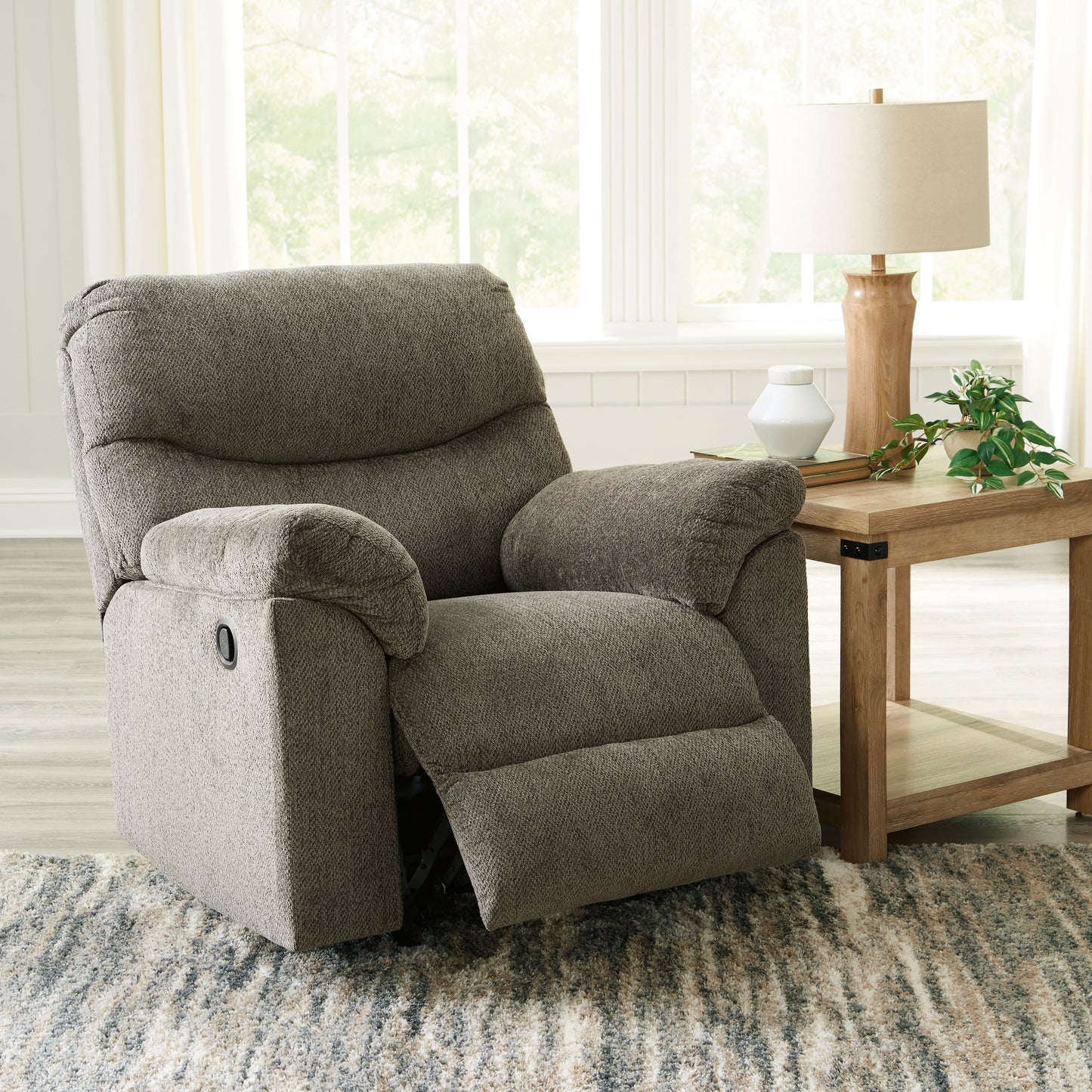 Alphons - Putty - Rocker Recliner - Fabric