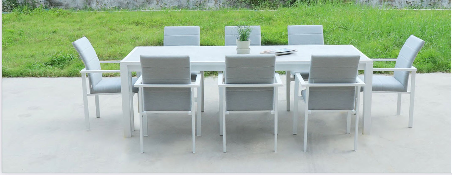 Divano Lounge Bolt Dining Collection