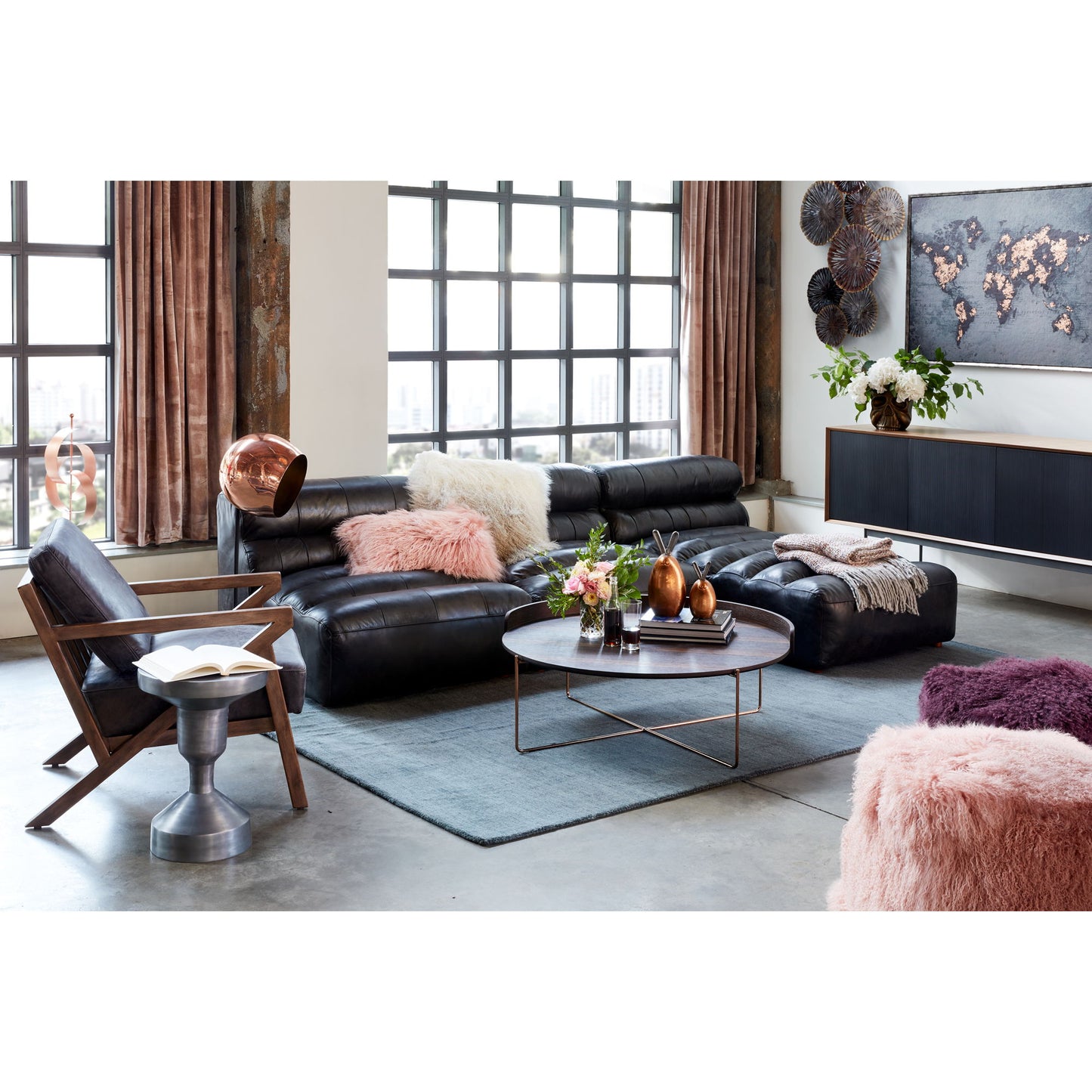 Araya - Sideboard - Walnut Veneer