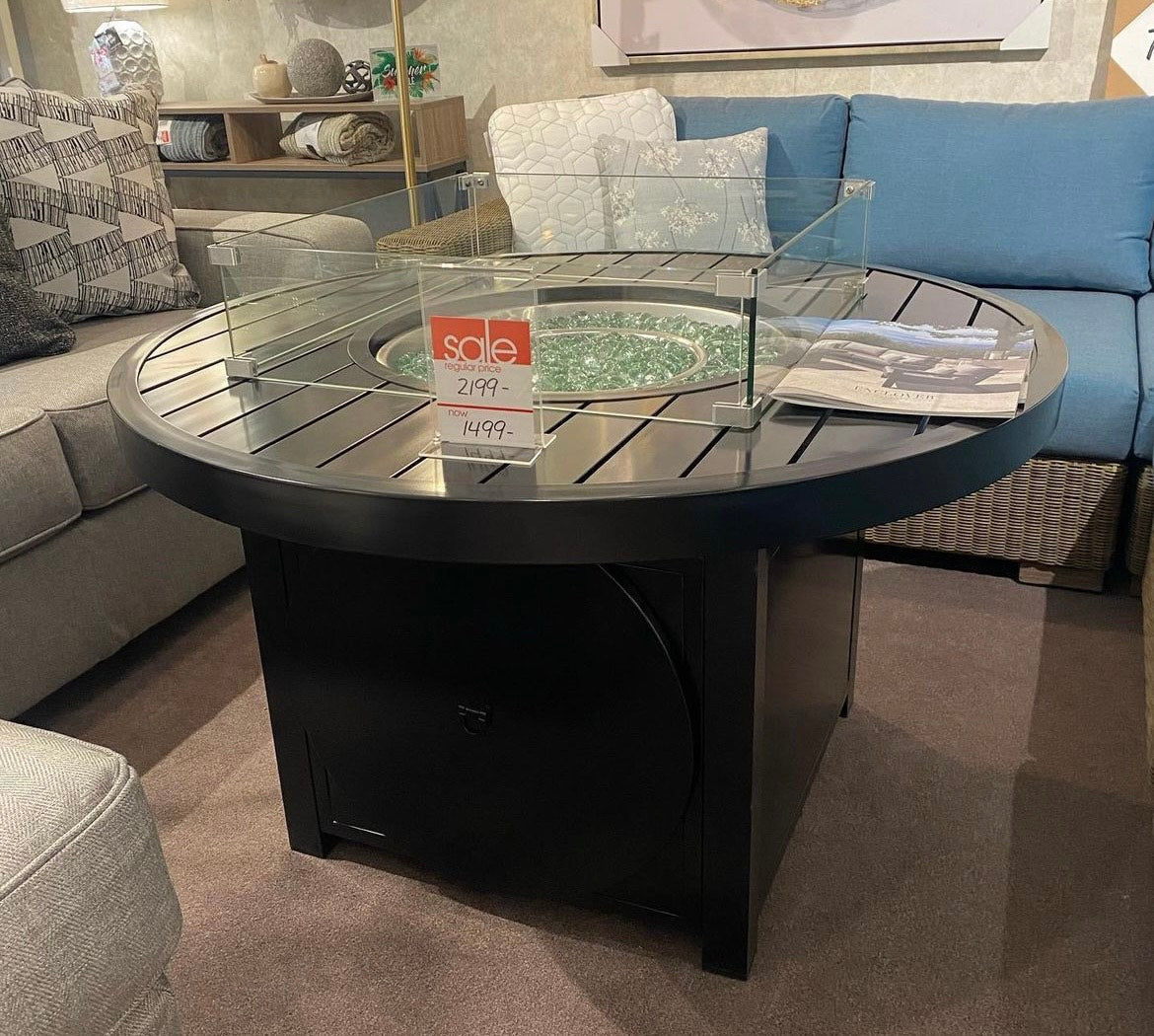 Outdoor Black Aluminum Round Fire Pit Table with Wind Guard and Cover