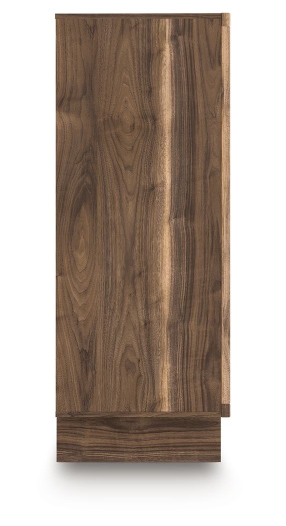 Chirason - Brown - Five Drawer Wide Chest