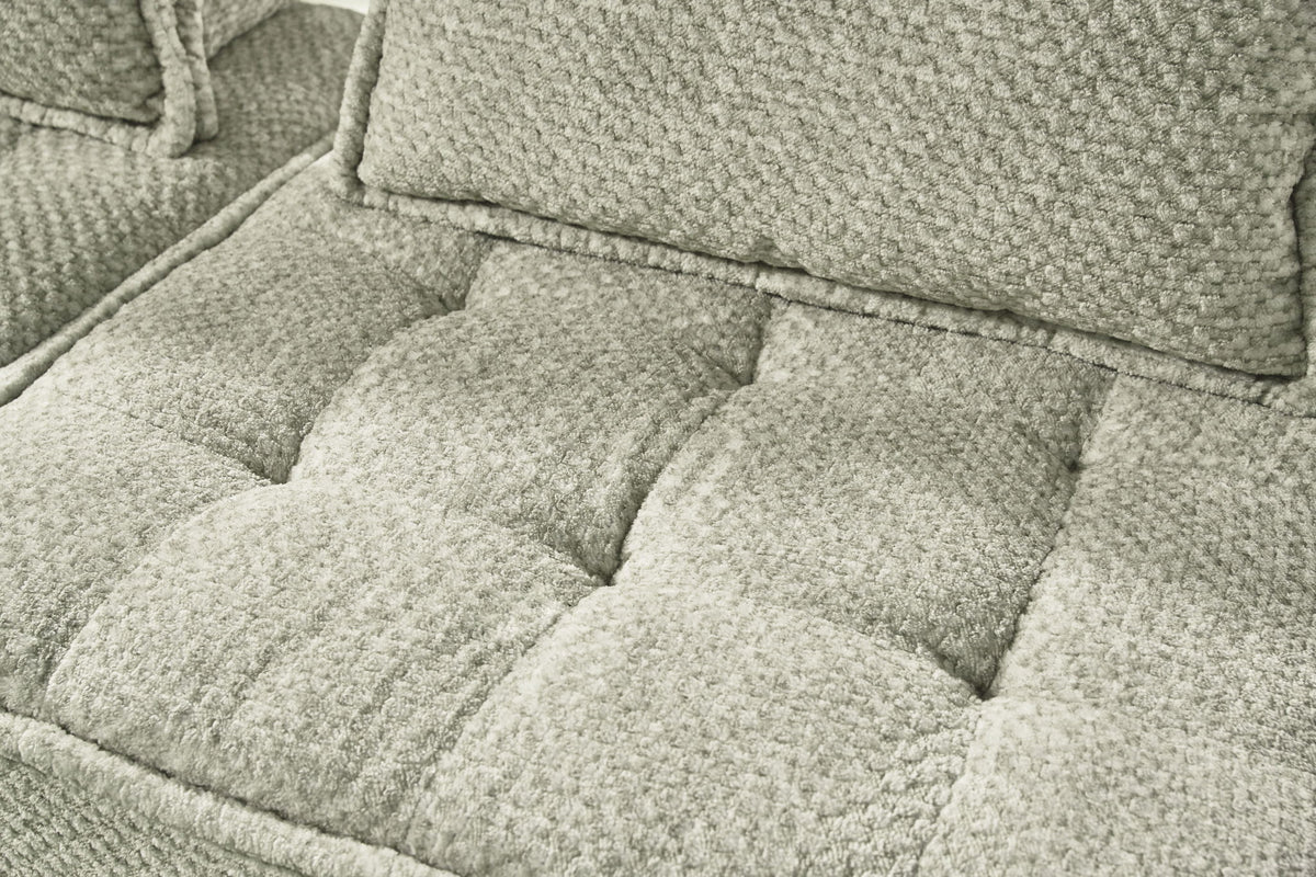 Bales - 7 Piece Sectional