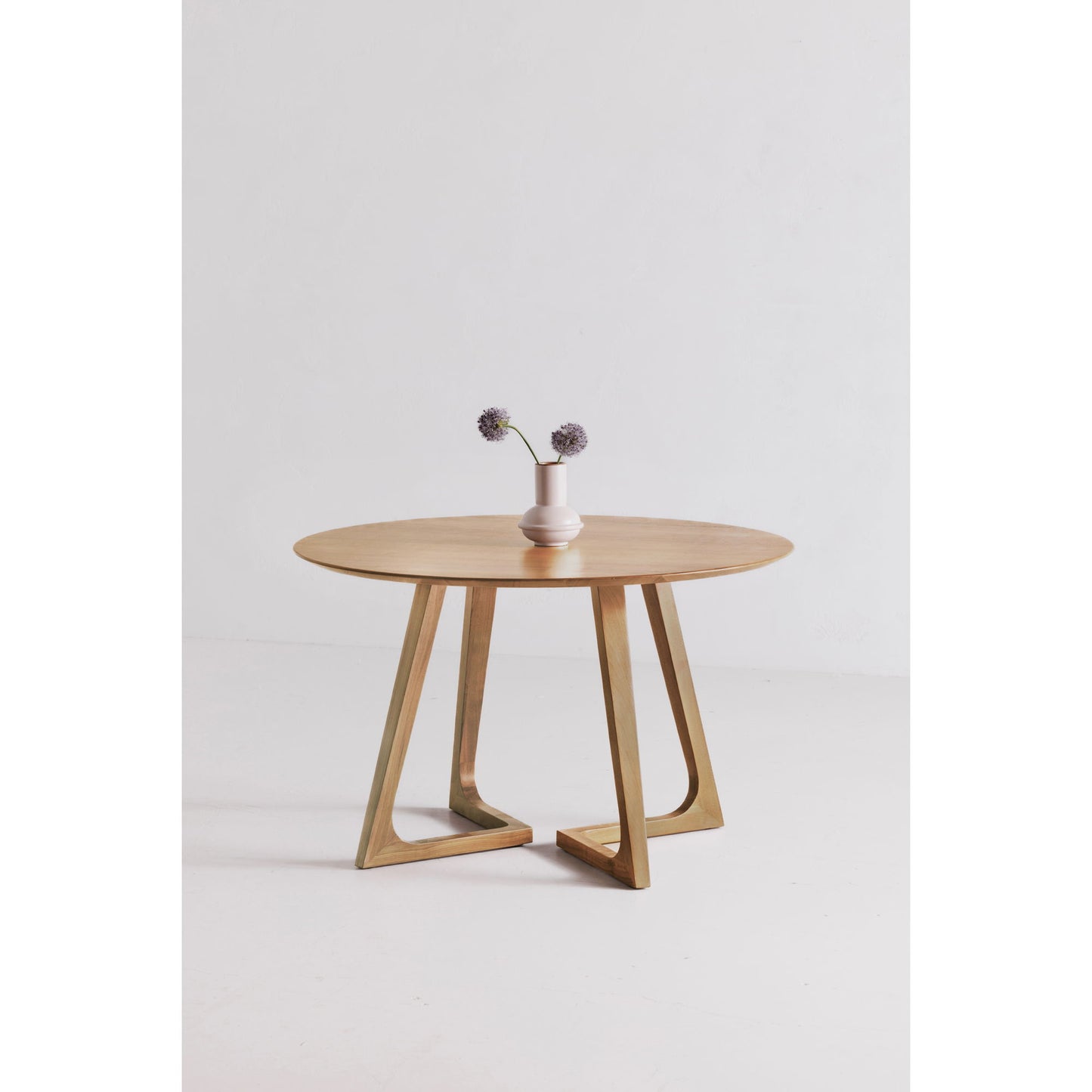 Godenza - Round Dining Table - Light Brown