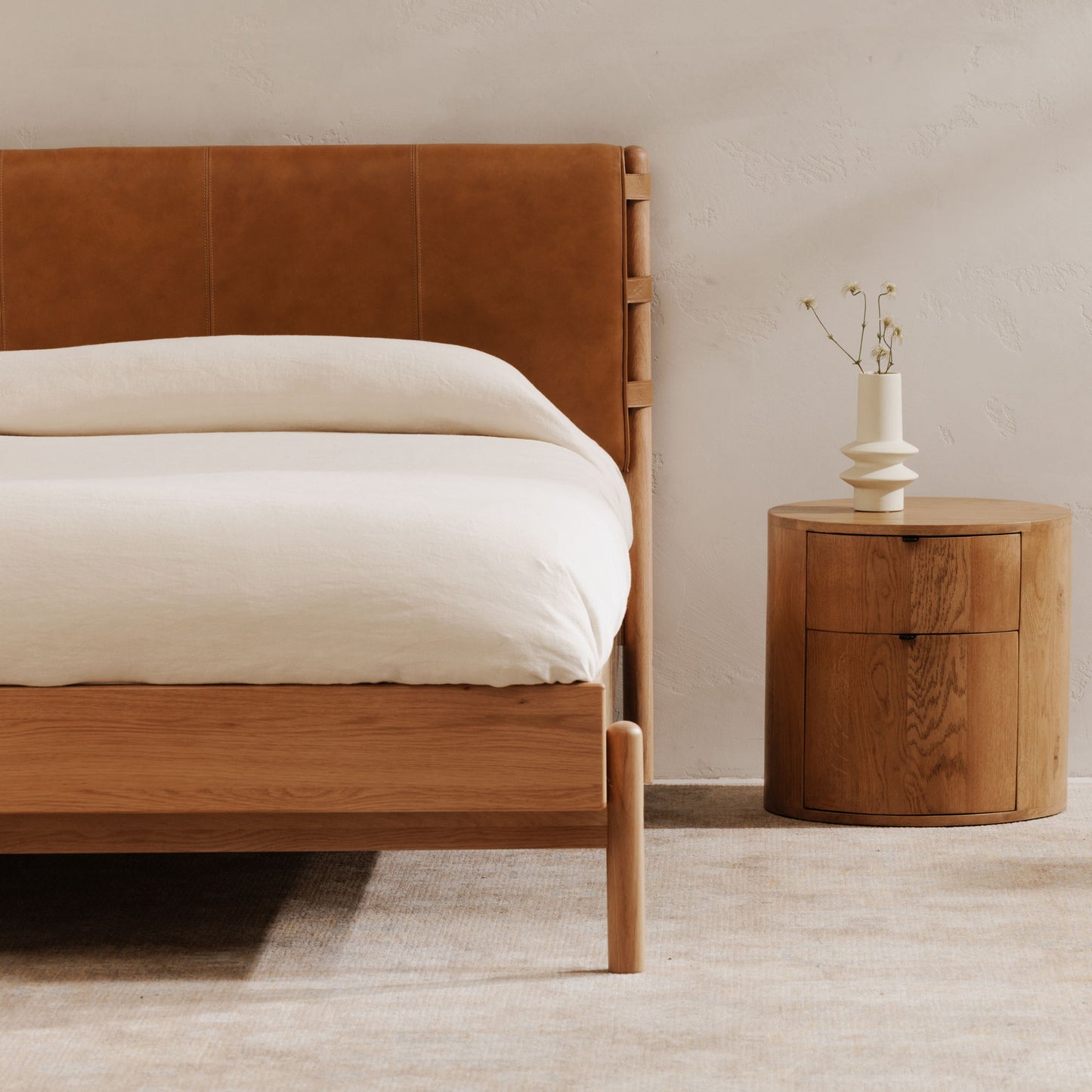 Colby - King Bed - Camel