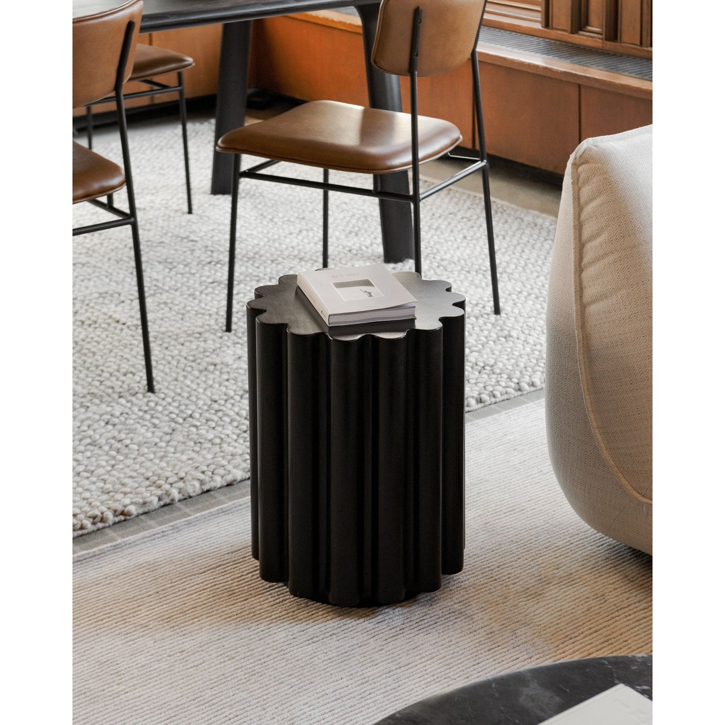 Taffy - Accent Table - Black