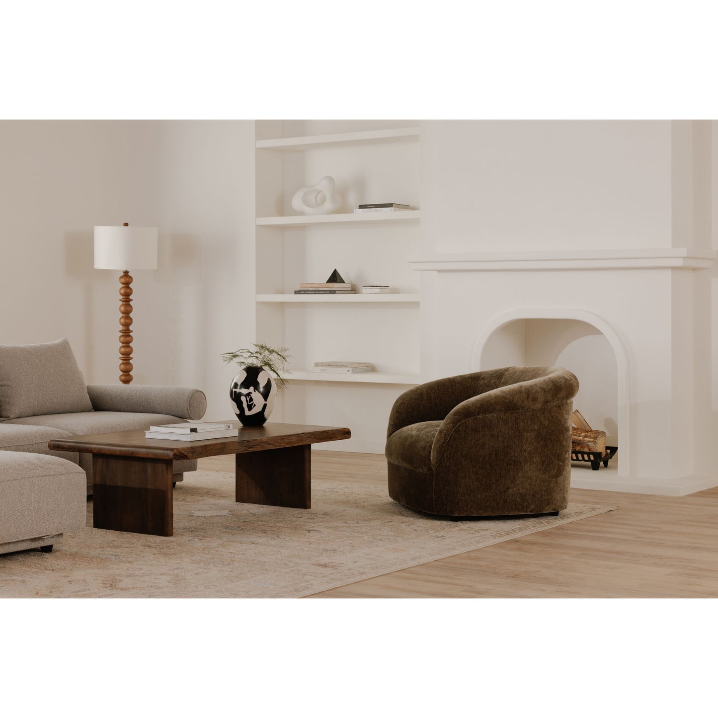 Thora - Lounge Chair - Green