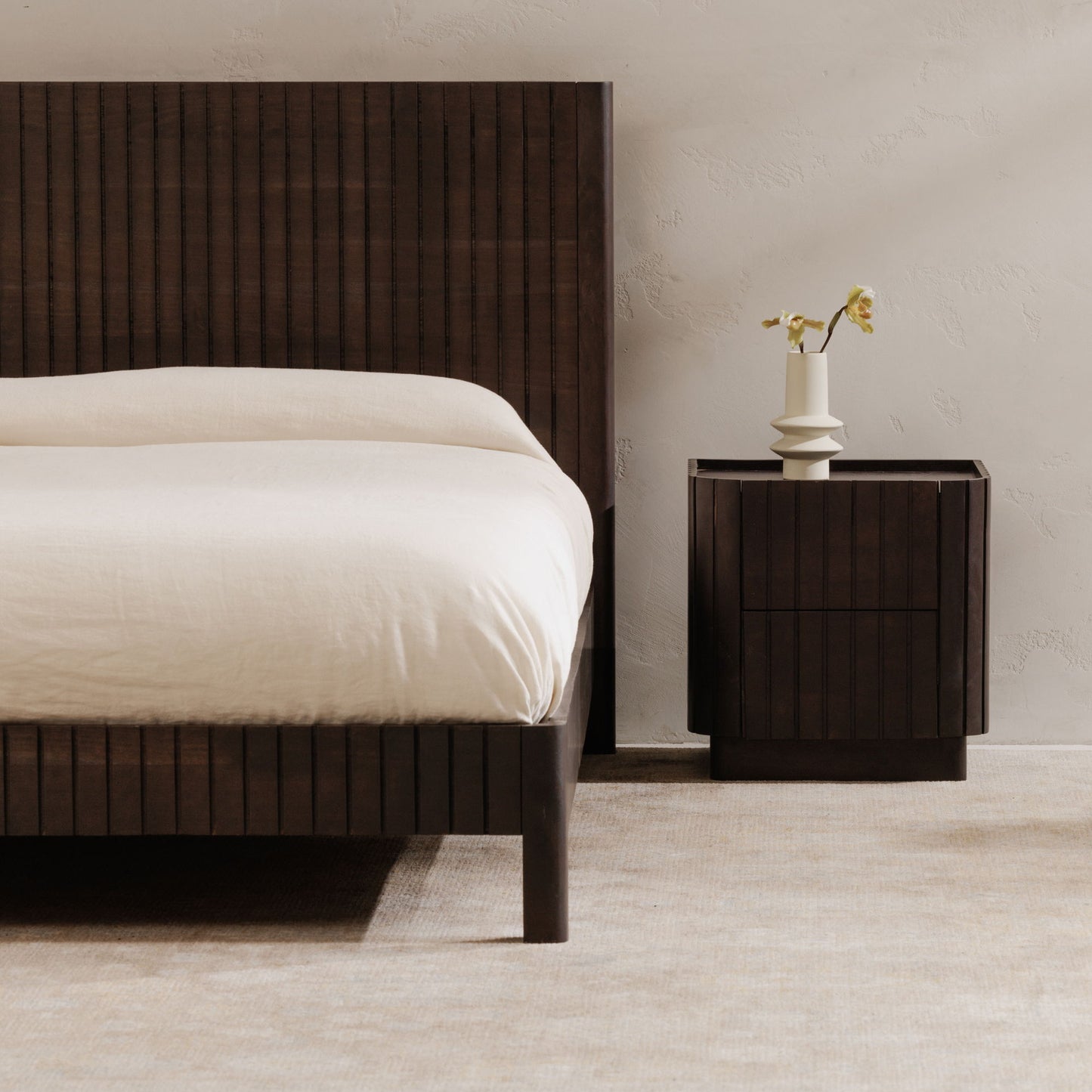 Povera - Nightstand - Black
