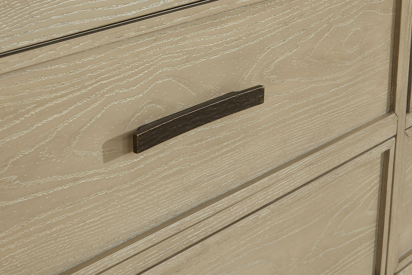 Calmoro - Five Drawer Chest - Gray