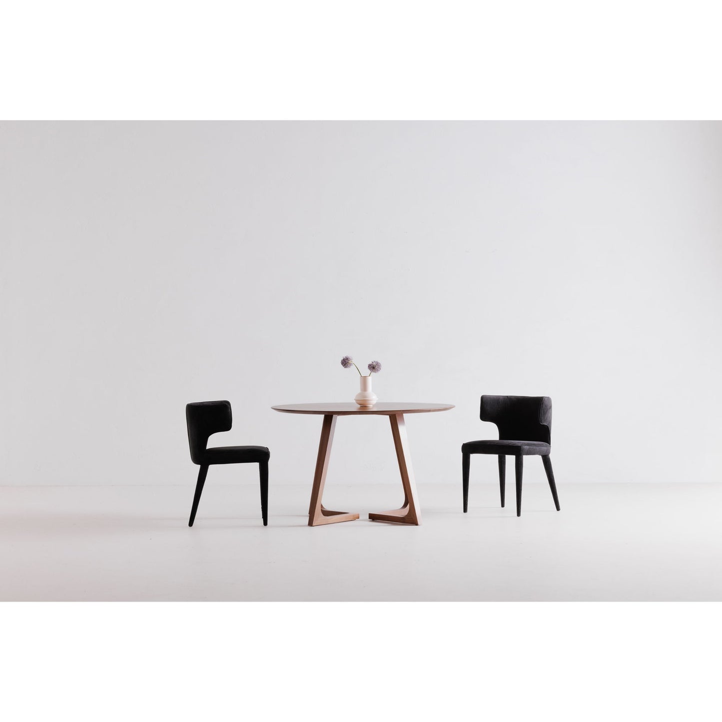Godenza - Dining Table - Natural