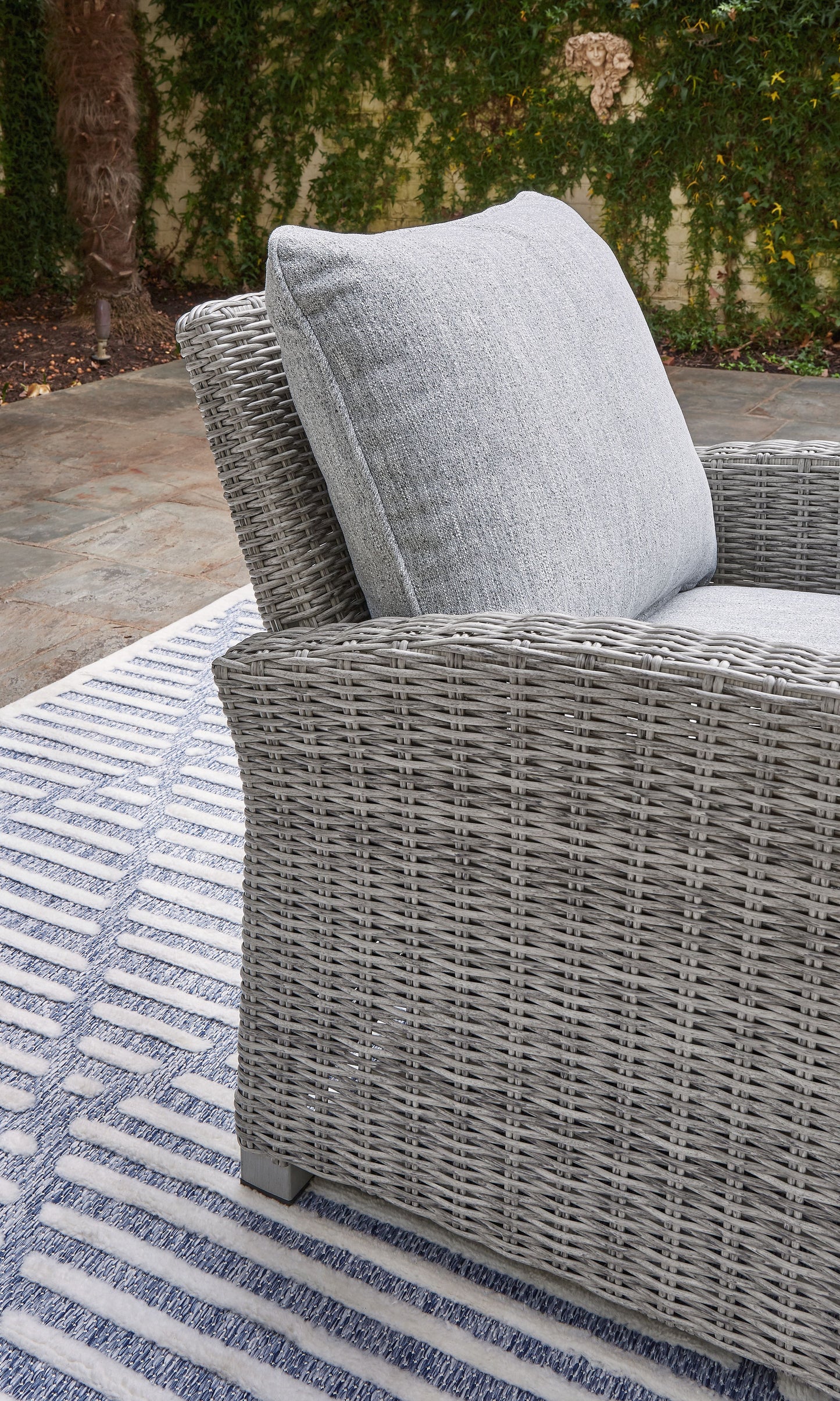 Naples Beach - Light Gray - Lounge Chair W/Cushion