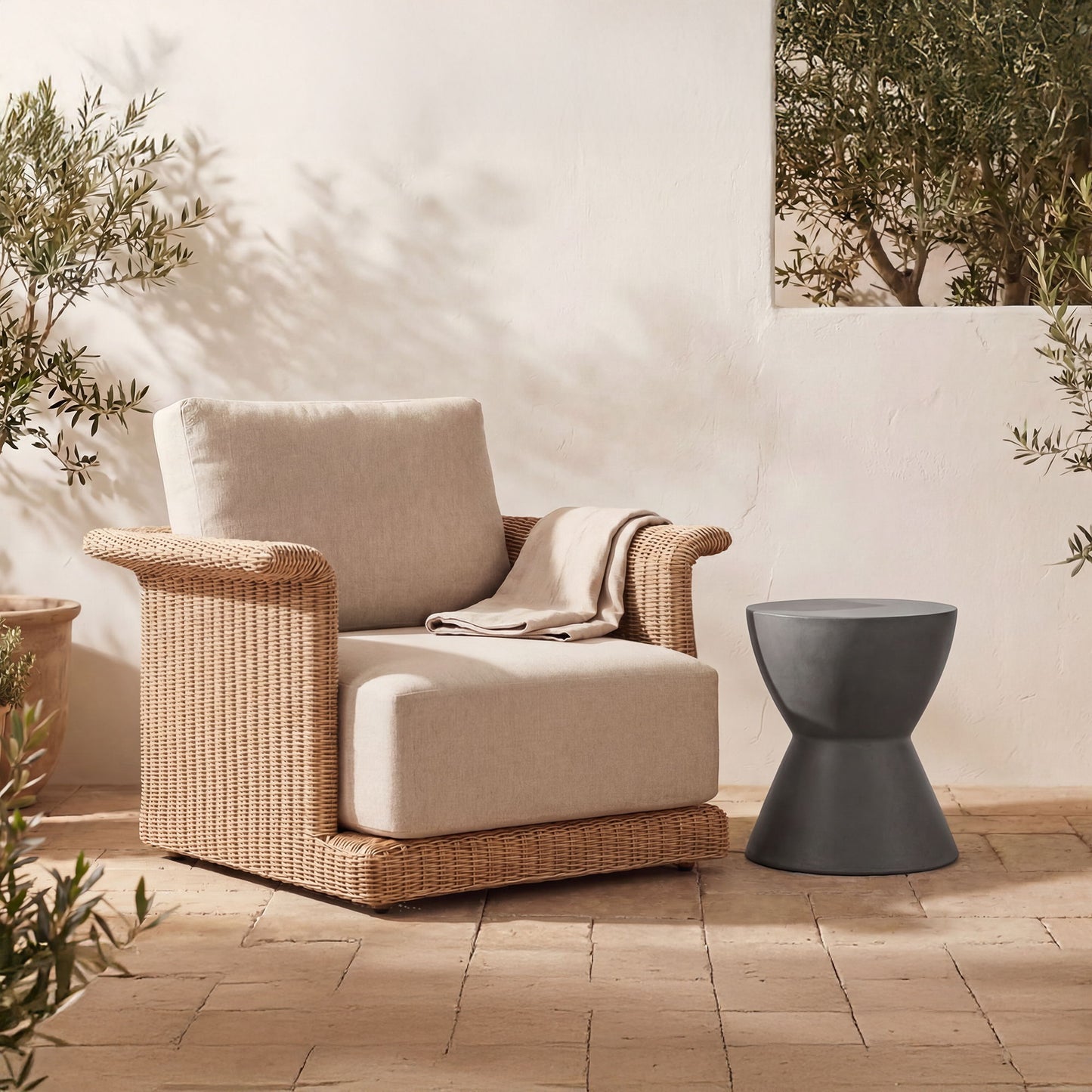 Hourglass - Outdoor Stool - Gray