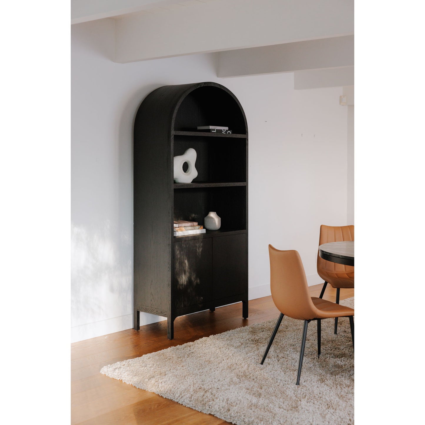 Wilde - Display Cabinet - Black