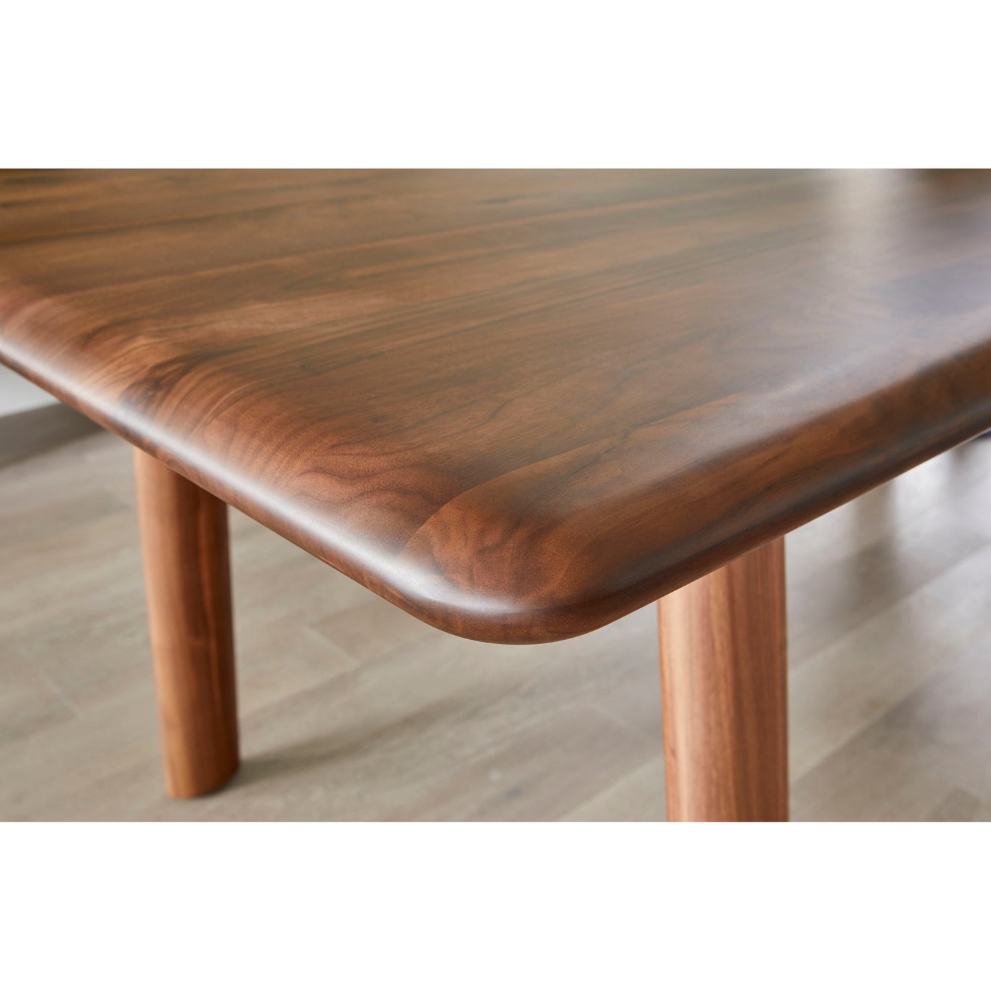 Malibu - Dining Table - Walnut