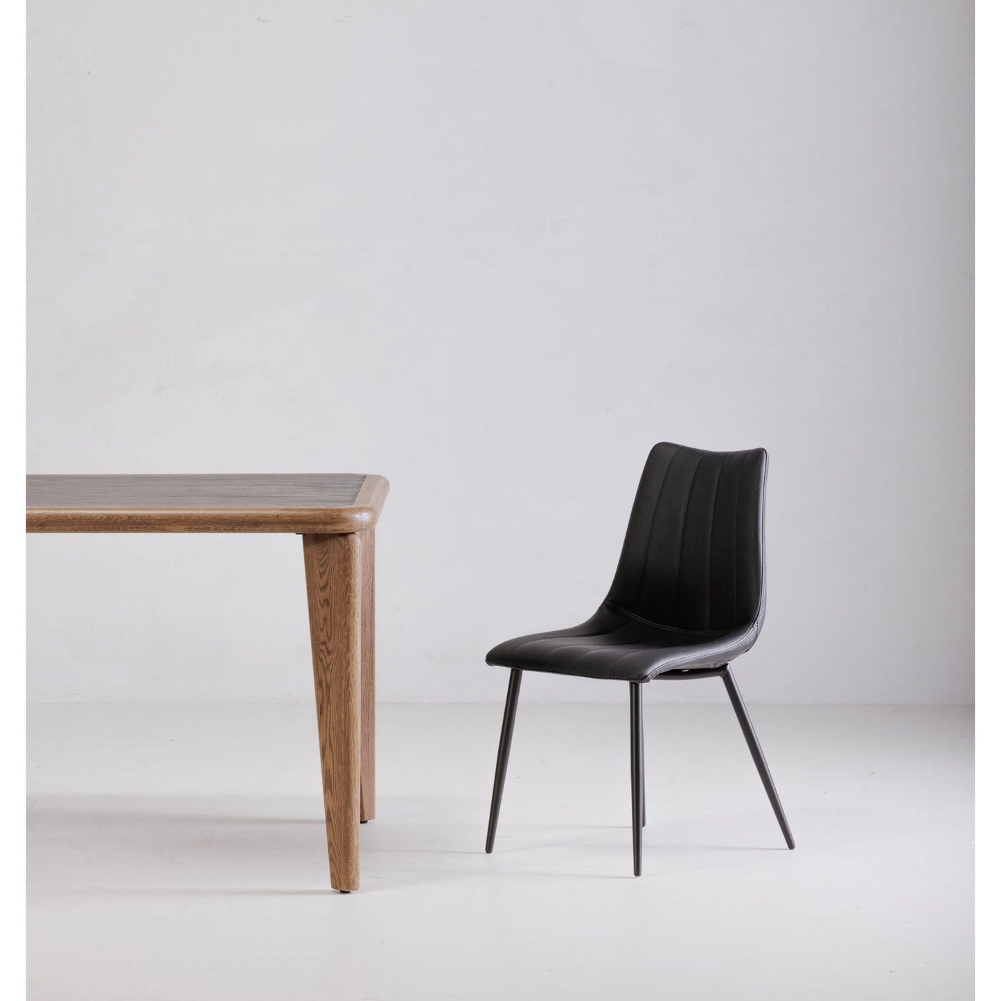 Alibi - Dining Chair (Set of 2) - Matte Black
