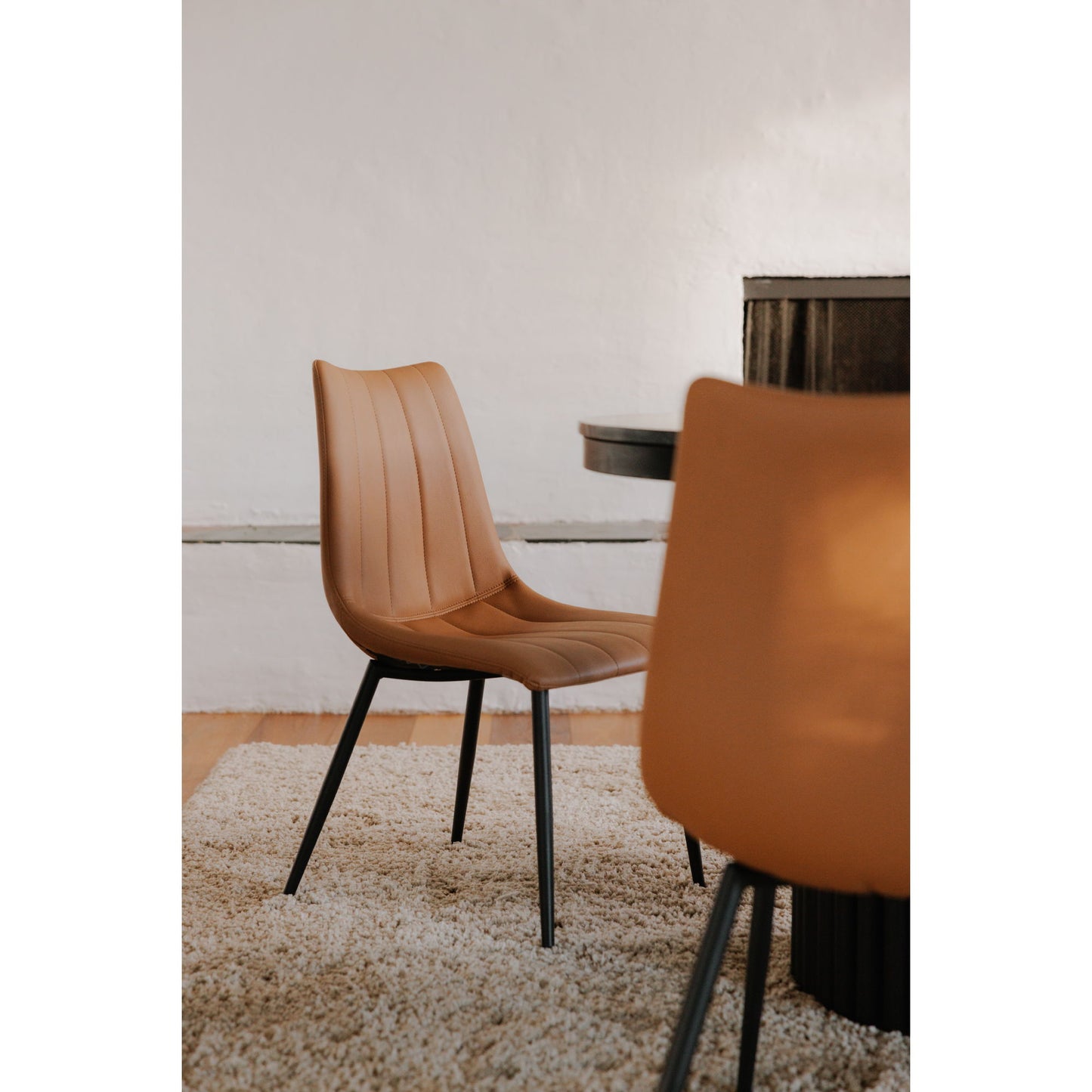 Alibi - Dining Chair (Set of 2) - Tan