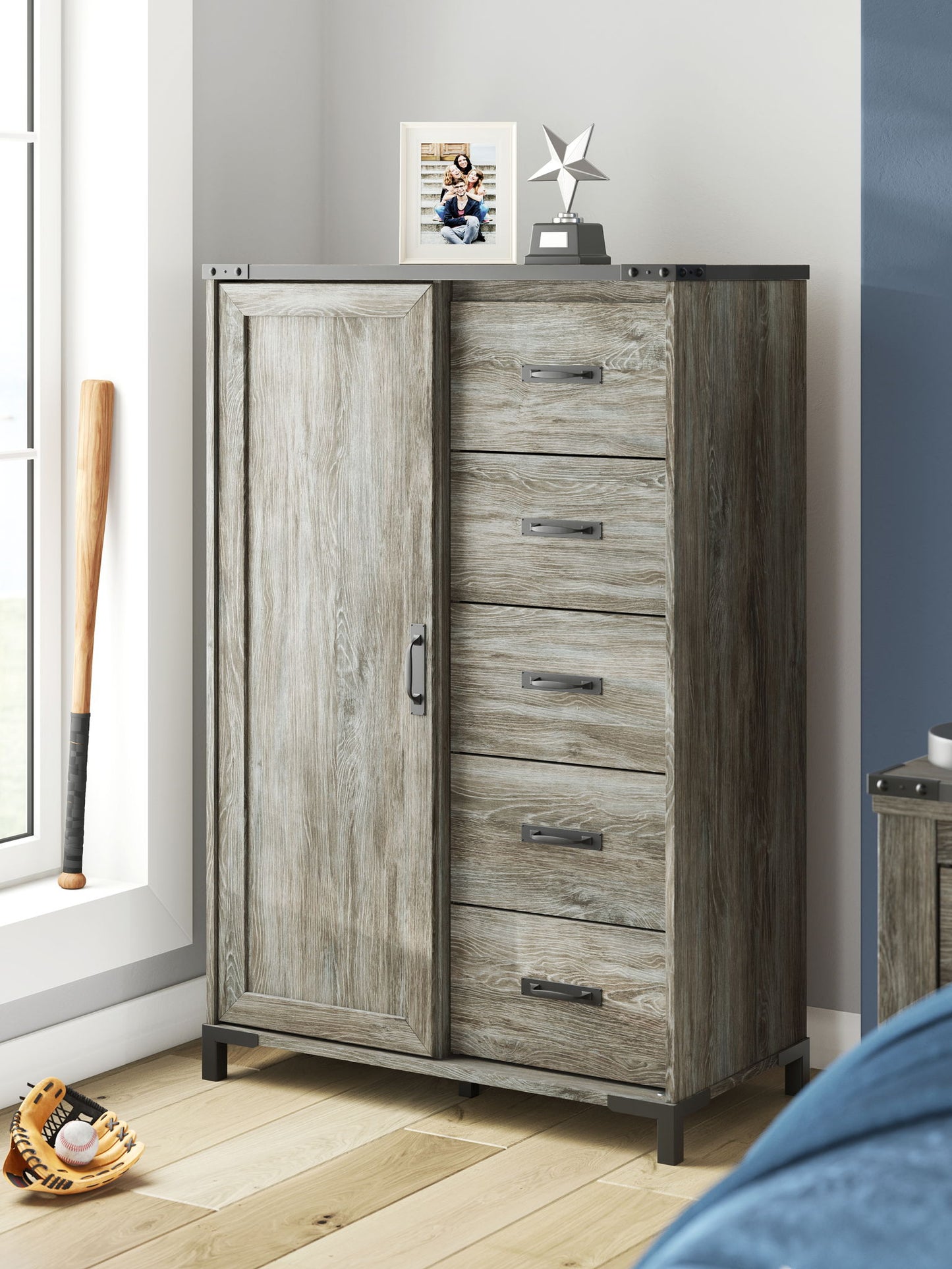 Frandern - Gray - Dressing Chest