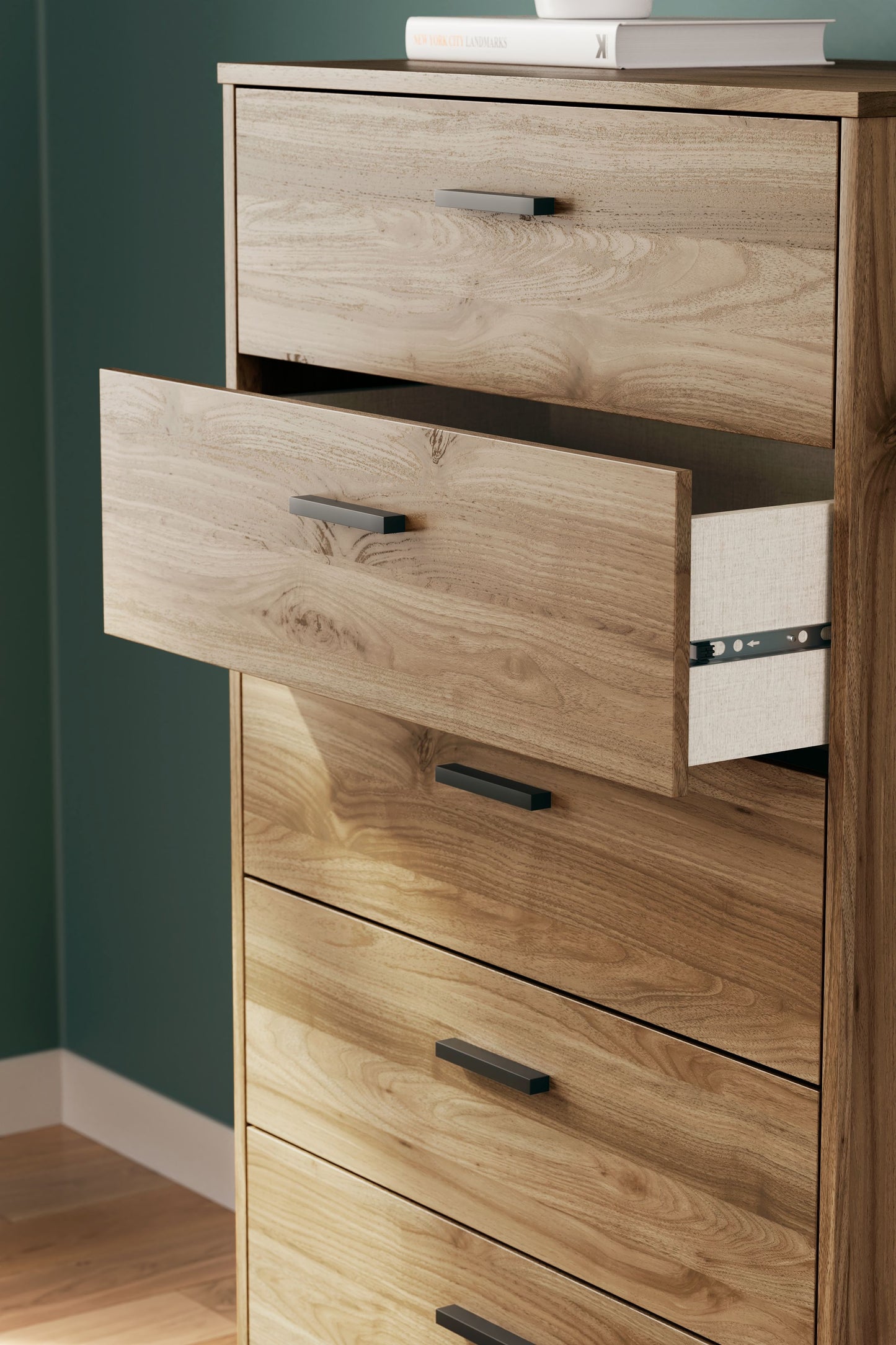 Deanlow - Honey - Five Drawer Chest